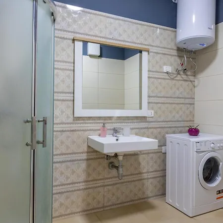 Lux At Delijorgji Apartmán Tirana